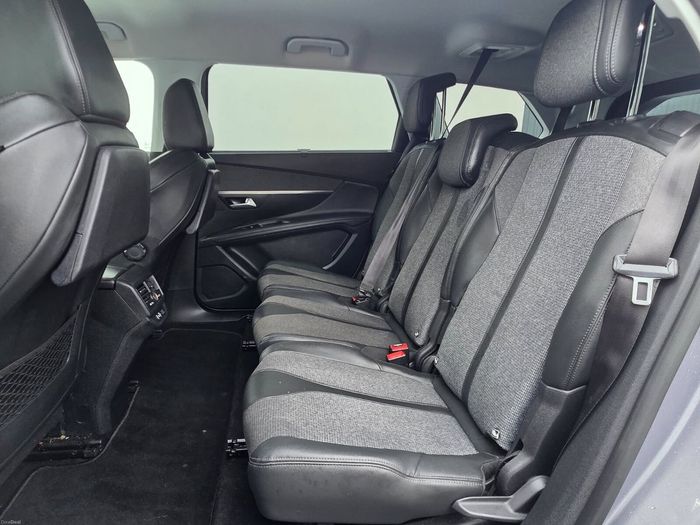 Peugeot 5008 2020