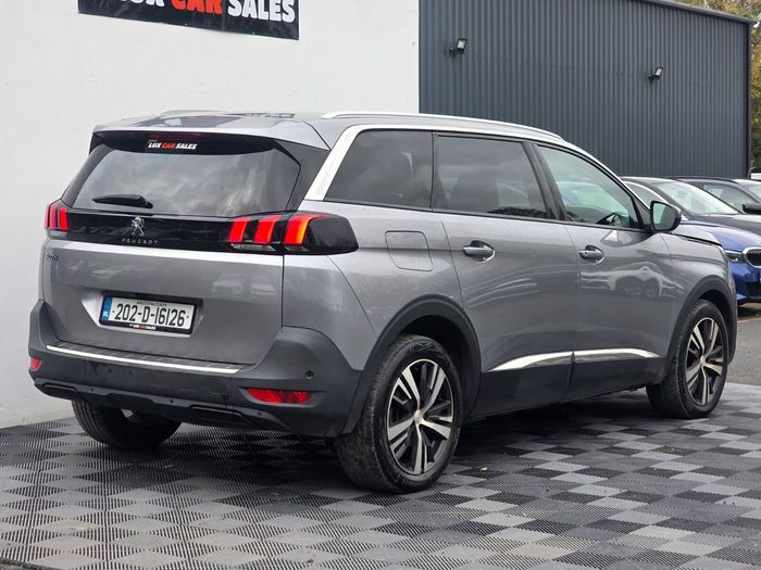 Peugeot 5008 2020