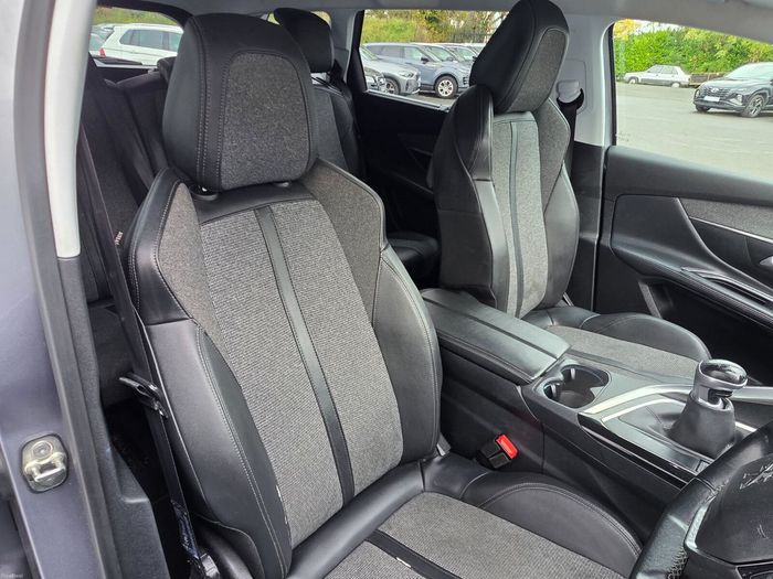 Peugeot 5008 2020