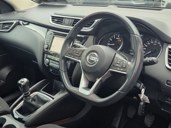 Nissan QASHQAI 2018