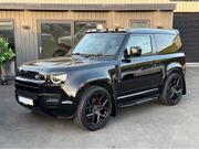 Land Rover Defender 2025