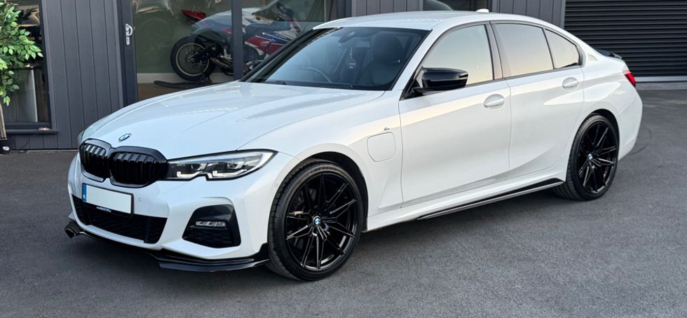 BMW 3 Series 2021