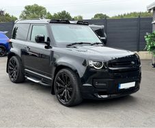Land Rover Defender 2023