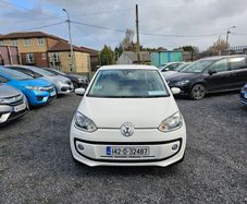 Volkswagen Up! 2014