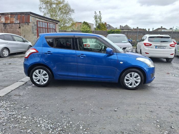 Suzuki Swift 2012