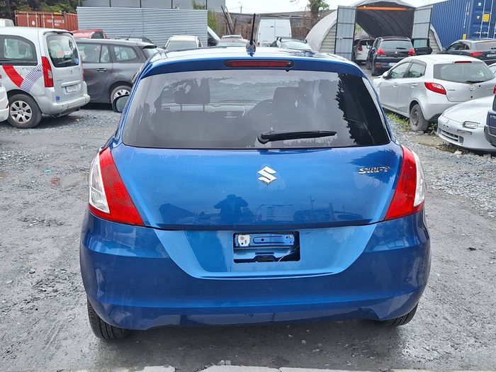 Suzuki Swift 2012