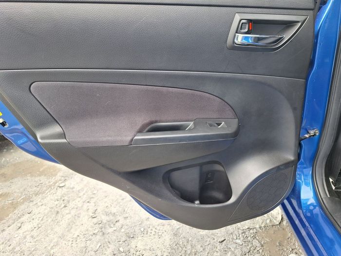 Suzuki Swift 2012