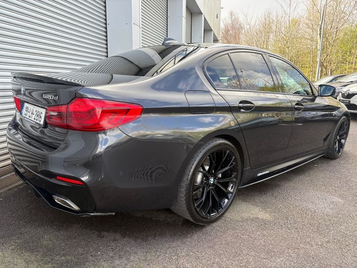 BMW 5 Series 2019