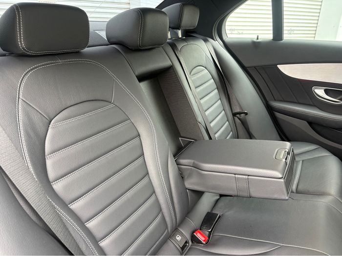 Mercedes-Benz C-Class 2019