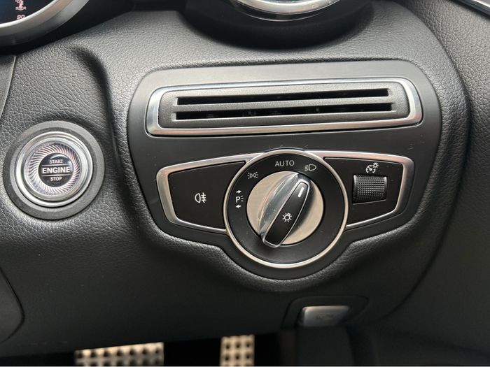 Mercedes-Benz C-Class 2019