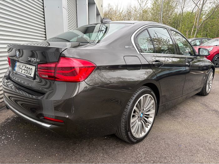 BMW 3 Series 2017