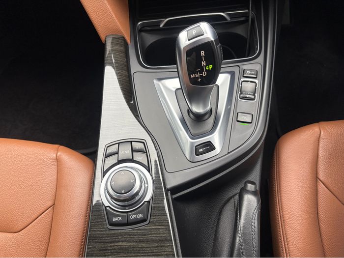 BMW 3 Series 2017