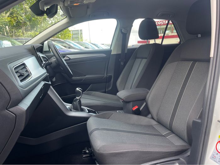 Volkswagen T-Roc 2023