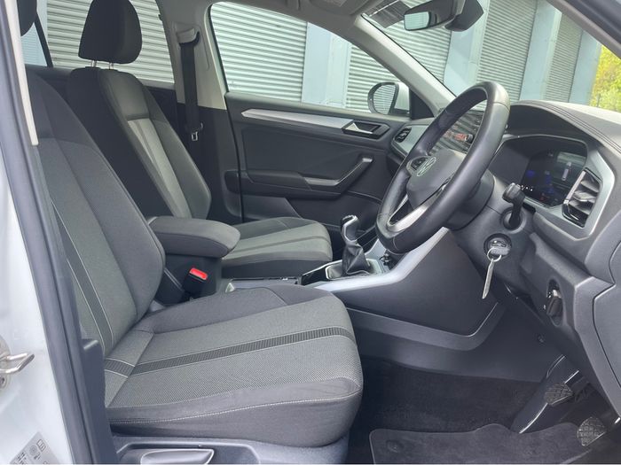 Volkswagen T-Roc 2023