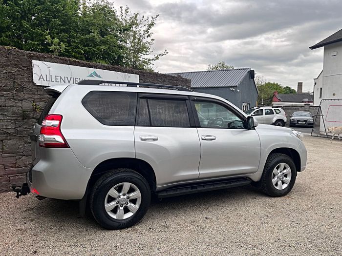Toyota Landcruiser 2014