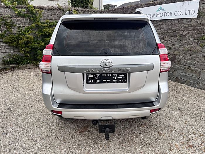 Toyota Landcruiser 2014