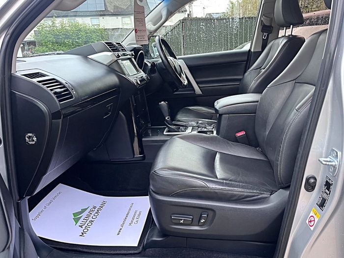 Toyota Landcruiser 2014