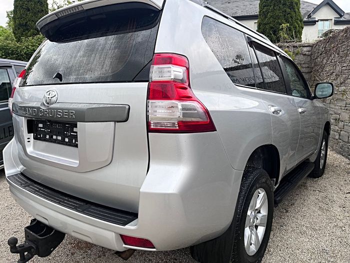 Toyota Landcruiser 2014