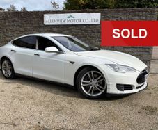 Tesla Model S 2015