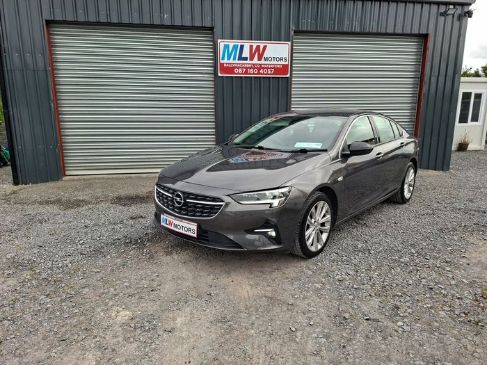 Opel Insignia 2022