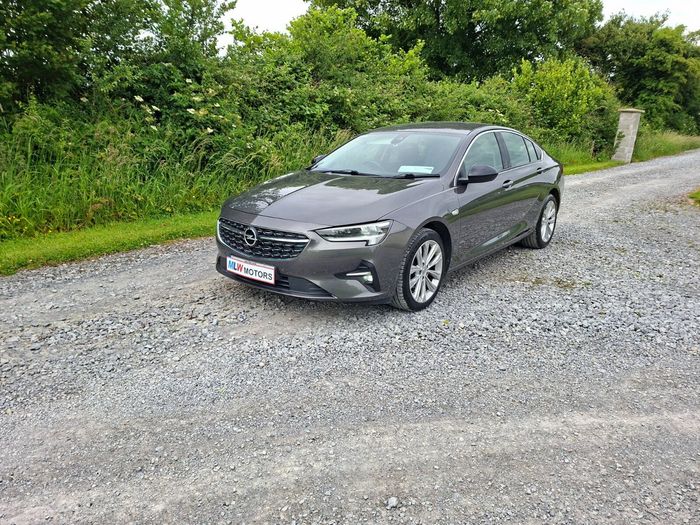 Opel Insignia 2022