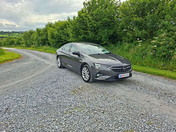 Opel Insignia 2022