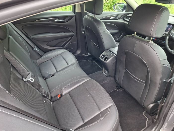 Opel Insignia 2022