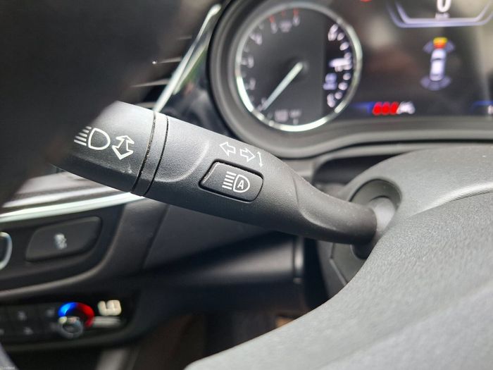Opel Insignia 2022