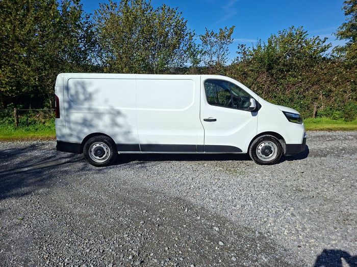 Nissan Primastar 2022