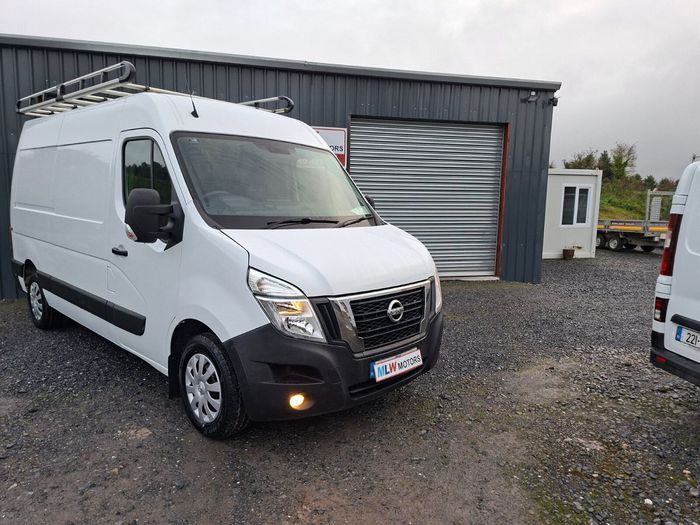 Nissan NV400 2020