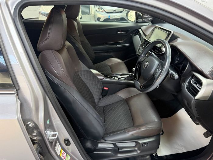 Toyota C-HR 2017