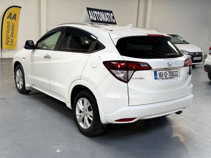 Honda Vezel 2016