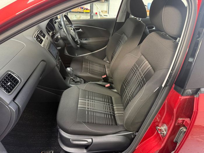 Volkswagen Polo 2015