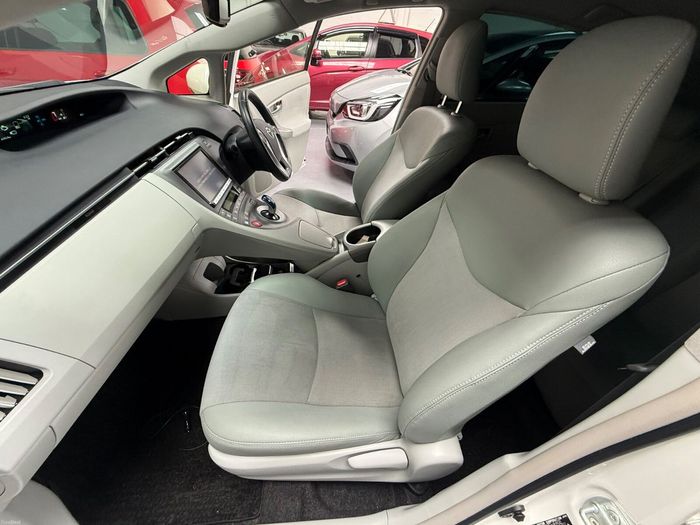 Toyota Prius 2015