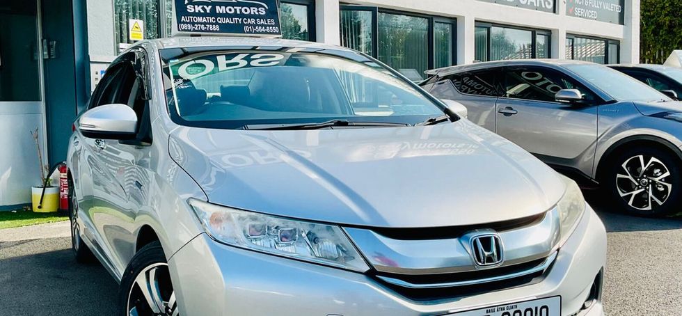 Honda Grace 2015