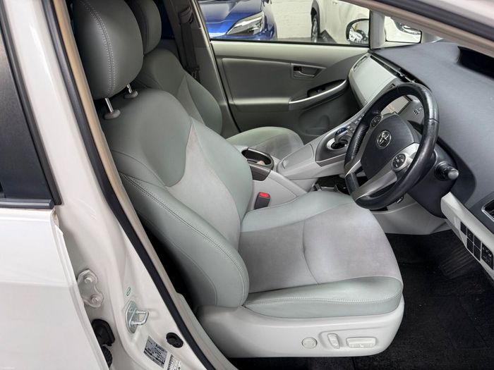 Toyota Prius 2015