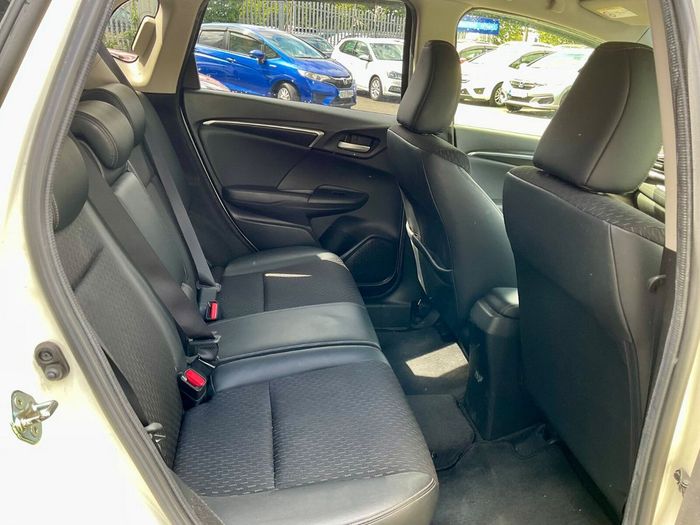 Honda Fit 2015