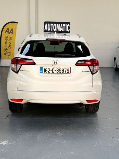 Honda Vezel 2016