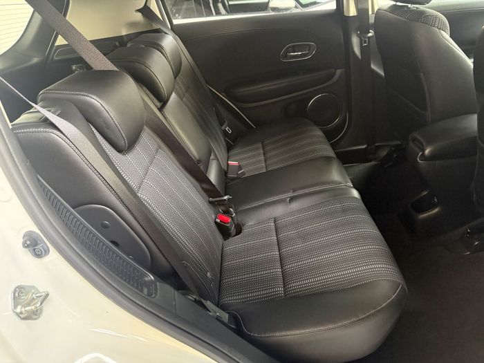 Honda Vezel 2016