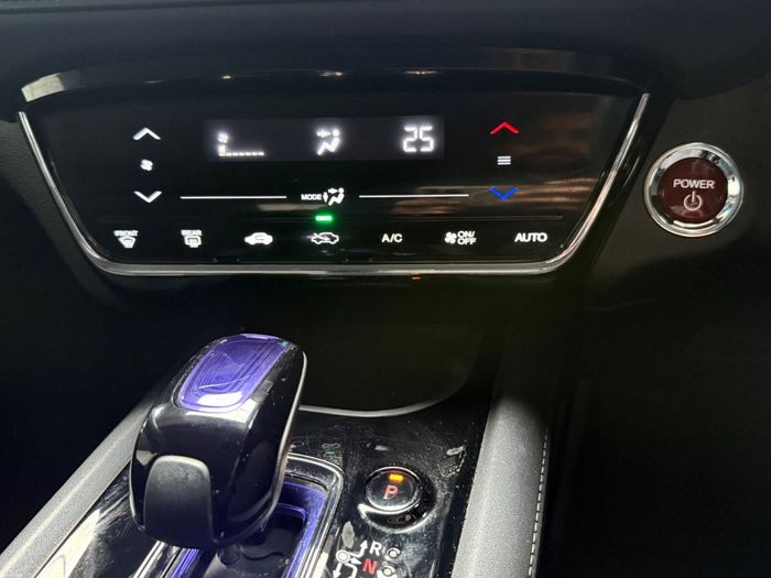 Honda Vezel 2015