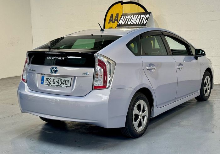 Toyota Prius 2015