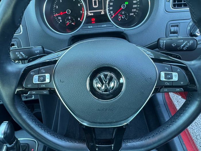 Volkswagen Polo 2015