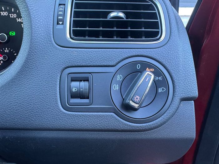 Volkswagen Polo 2015