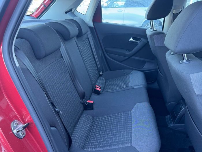 Volkswagen Polo 2015