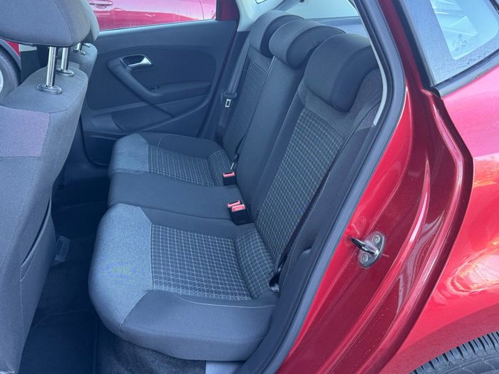 Volkswagen Polo 2015