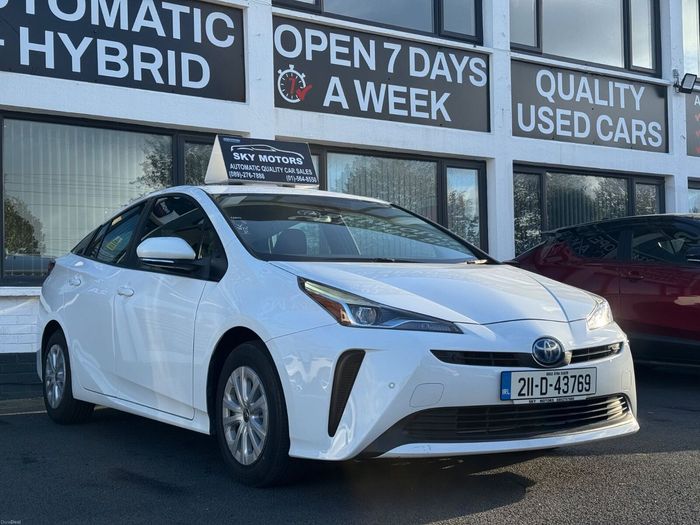 Toyota Prius 2021