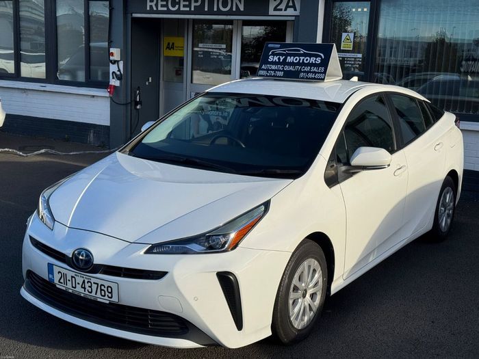 Toyota Prius 2021