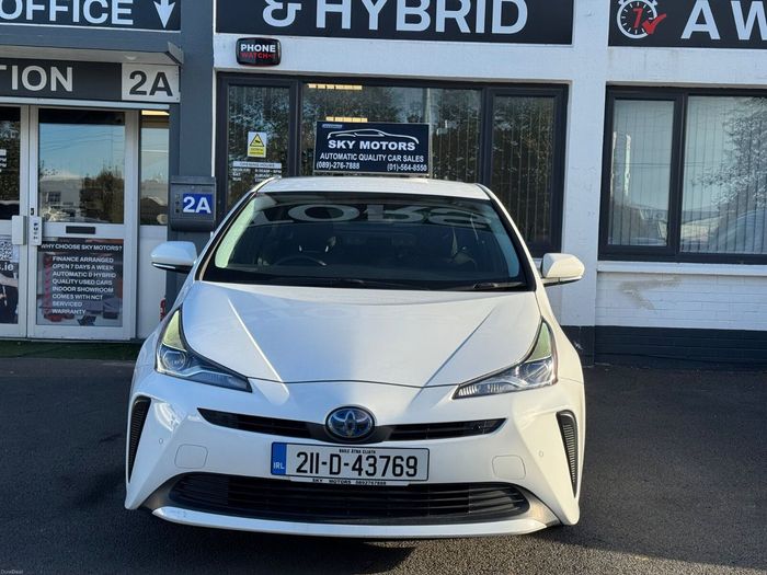 Toyota Prius 2021