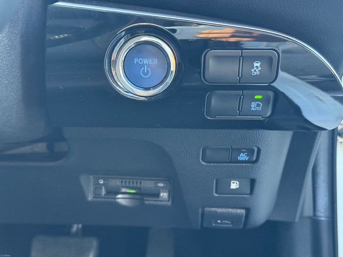 Toyota Prius 2021