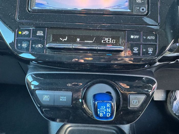Toyota Prius 2021